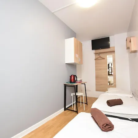 - Prywatne Hostel Wroclaw