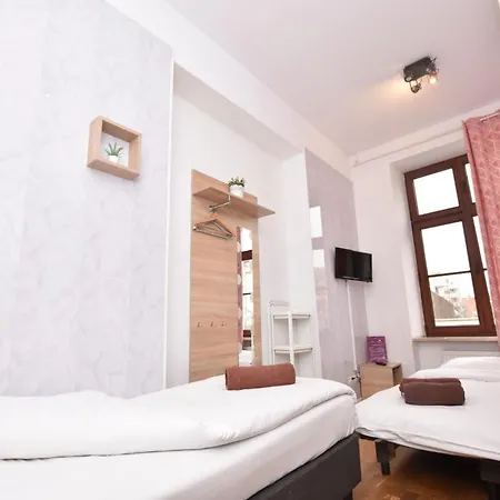 - Prywatne Hostel Wroclaw