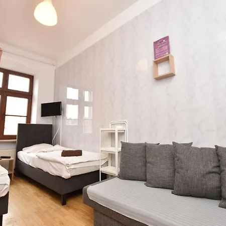 - Prywatne Hostel Wrocław