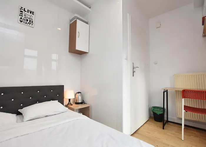 - Prywatne Hostel Wrocław