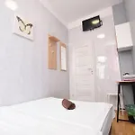 - Prywatne Hostel *