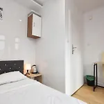 - Prywatne Hostel Βρότσλαβ