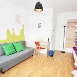 Hostel - Prywatne *