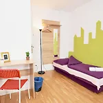 Hostel - Prywatne