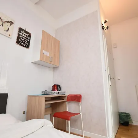 - Prywatne Albergue Wrocław