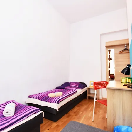- Prywatne Auberge de jeunesse Wrocław