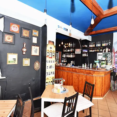 - Prywatne Albergue *